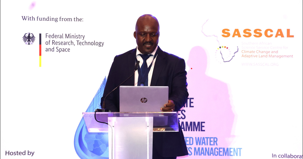 sasscal-image-podium